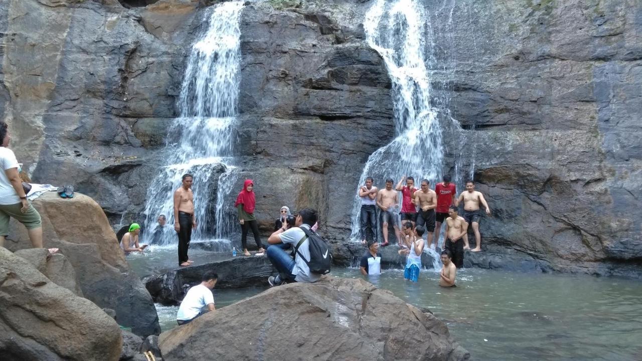 Penginapan Bukit Soca Villa Cilowa Exterior photo